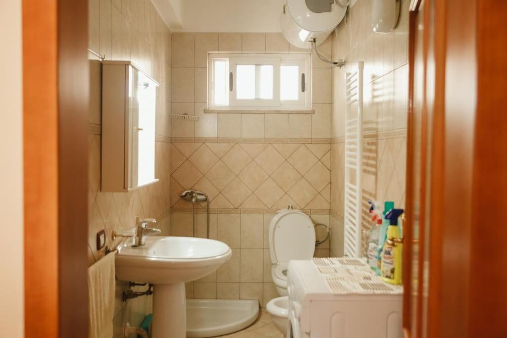 Rare Durres Apartment With Private Parking & Garden Eksteriør bilde